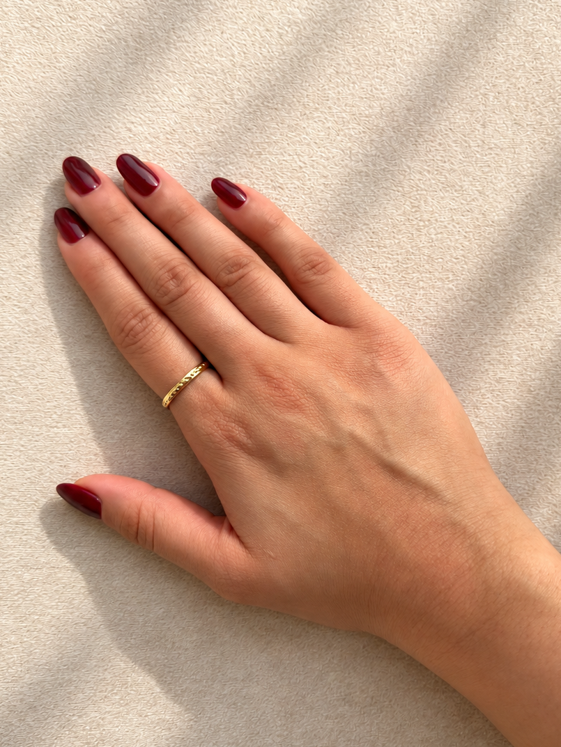 Dotted Band Adjustable Ring
